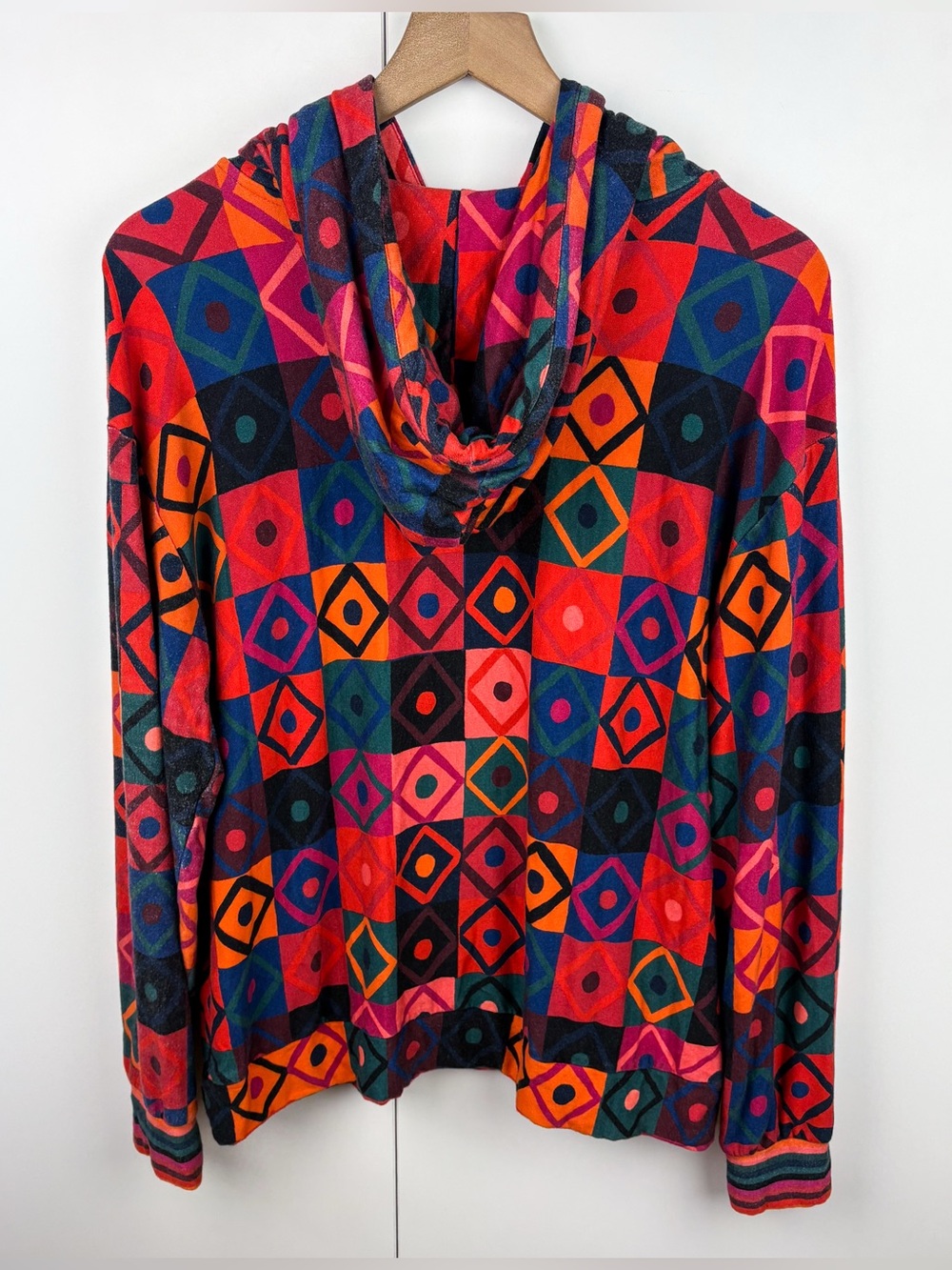 Farm Rio Terry Long Sleeve Hoodie Sweatshirt Geo Rainbow Large Geometric Boho - Picture 6 of 7